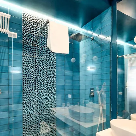 Trilocale Santachiara Luxury And View Apartament *